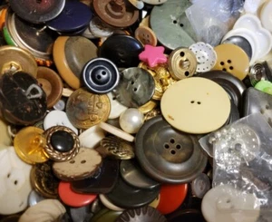 Vintage Lot Buttons 3 Lbs Military Lucite Junk Drawer Crafting Reselling Rummage - Picture 1 of 9