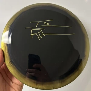 Autographed ISAAC ROBINSON EDITION GRAND ORBIT RIVE Latitude 64 Disc Golf Gold - Picture 1 of 3