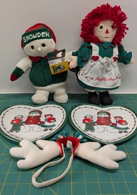 Snowden & Friends 毛绒雪人 Raggedy Ann Plates 更多英联邦 — 第 1/4 张图片
