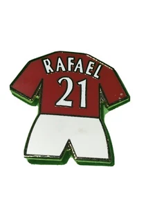 Manchester United RAFAEL #21 Shirt Kit Badge Man Utd MUFC Pin Badge - Picture 1 of 4