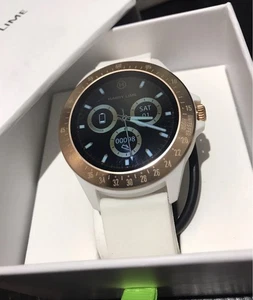 HARRY LIME S7 White Silicone Band And Gold Bezel Multifuncional Smartwatch - Picture 1 of 6