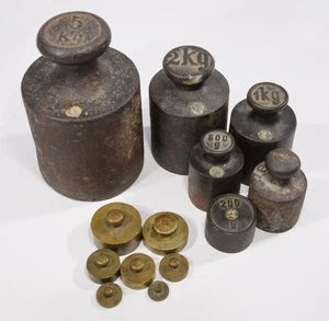 alte ANTIKE GEWICHTE Sammlung Gusseisen Messing geeicht 5g bis 5kg vintage Waage - Bild 1 von 5