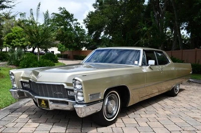 Cadillac DeVille 1968 ejemplo original simplemente dulce. Foto 1 de 4