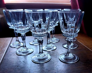 VINTAGE 70s 80s LUMINARC FRANCE ' LANCER ' PATTERN GLASSES X 9 - Picture 1 of 7
