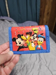 Walt Disney World kleine Geldbörse mit Doppelfaltung - Bild 1 von 3
