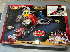 Hot Wheels Power Rangers Megaforce Action Set Mega Strike Racer Car See Pics - Picture 1 of 6