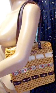 Roxy straw purse Woven 8x8x4 basket Bag Boho Hippie Cali Vibes Beach Vintage 90s - Picture 1 of 14