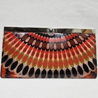 Cartera sin asas plegable bi de plástico para mujer con cierre de metal estampado Cleopatra egipcio Foto 1 de 4