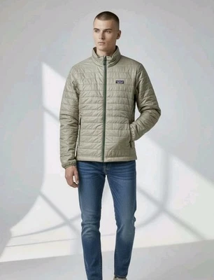  Chaqueta PATAGONIA Nano Puff Primaloft para hombre pequeña gris pájaro marino FA24 NUEVA CON ETIQUETAS $239 Foto 1 de 4