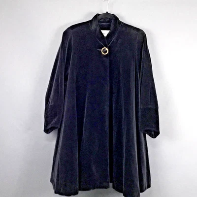 Vintage Cattiva Cape Womens One Size Black Velvet Swing Cloak Gold Ring Clasp - Image 1 of 4