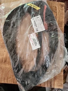 GENUINO OEM 2019-2024 LEXUS ES350 PASAJERO PUERTA DELANTERA RESISTENTE AL CLIMA 67861-06230 - Imagen 1 de 5