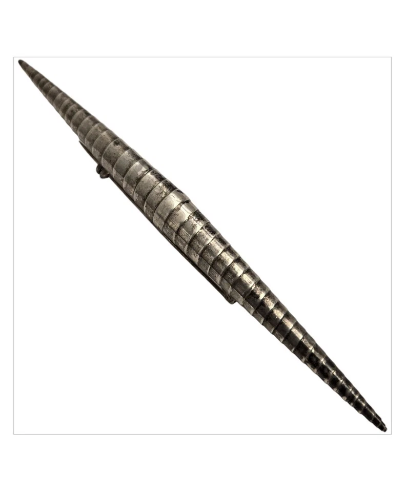 Broche prendedor arquitectónico grande de plata de ley con giro en espiral de los años 40  Foto 1 de 4