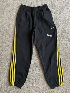 Adidas U Lego CL Track Training Pants Kids Medium H26667 Black Yellow - Picture 1 of 3