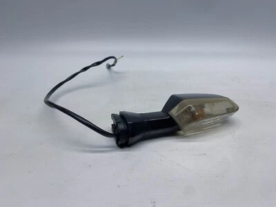 Intermitente trasero derecho Kawasaki ER6 N (19) 10' Foto 1 de 3