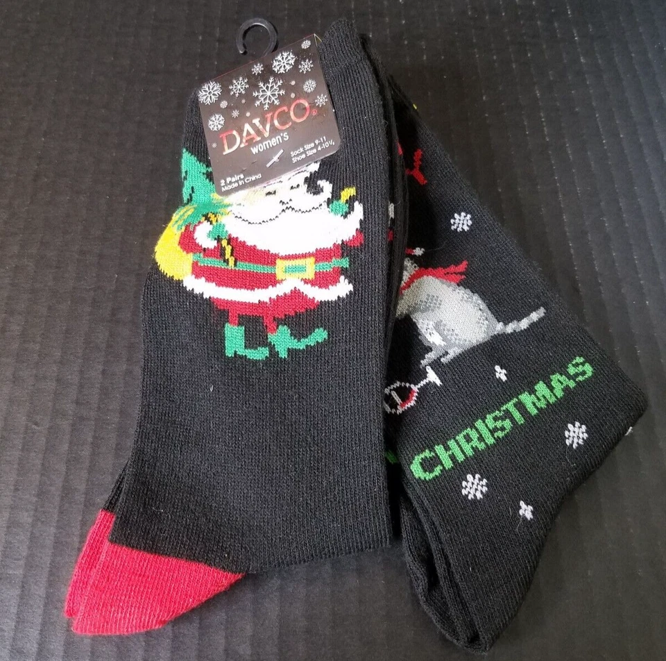 2 pares de calcetines navideños Davco para mujer "Ho Ho Ho" Wish You A Trashy Christmas Foto 1 de 4