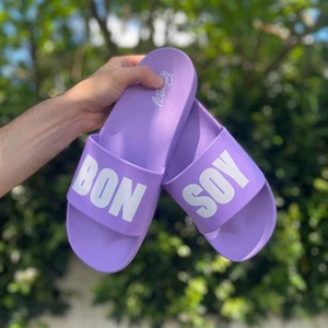 Bonsoy PURPLE SLIDES WOMENS 38 Vegan 7 Flip Flops Shoes MERCH Sandals Lavender - Picture 1 of 6