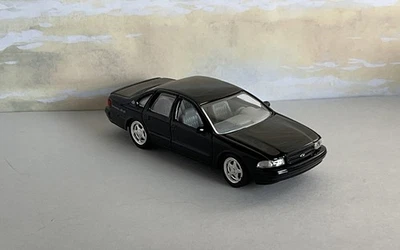 Revell 1996 Chevrolet IMPALA SS из коллекционной серии Chevy черный РЕДКИЙ 1:64 - Изображение 1 из 4