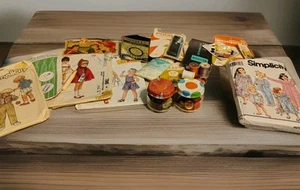 2 Lb Lot Vintage Sewing Lot McCalls,Sim,Patterns Buttons In Jars, Tools And More - Picture 1 of 17