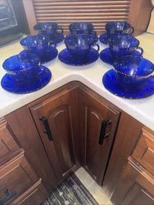 Vintage Bormioli Rocco Duralex Cobalt Blue Glass Swirl Cups/saucers - Set of 8 - Picture 1 of 5
