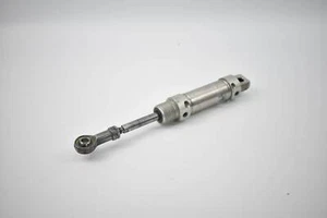 Festo Normzylinder DSNU-32-50-PPV-A ( 196022 ) - Bild 1 von 4