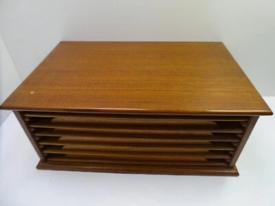 VINTAGE WOODEN AUSTRALIAN FIDDLEBACK APPRENTICE CHEST DRAWERS FILE CASE 6 TRAYS - image 1 of 4