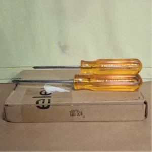 XCELITE X-101V(PH1) and X-102V(PH2) Phillips Screwdriver - Picture 1 of 3
