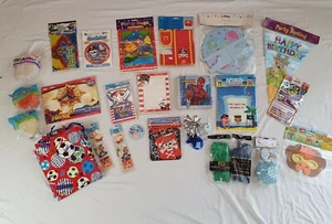 BOYS BIRTHDAY PARTY BUNDLE FOR CHILDREN LOTS OF DIFFERENT PARTY ITEMS - Picture 1 of 12