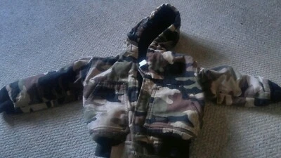 Kids X Small 4/5 Camo Walls Blizzard Pruf Coat Jacket As Is. Needs repair.  - Image 1 of 4