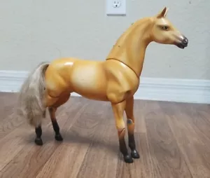 Barbie Cali Girl Horse Pacifica Mattel Toy Palomino Missing Melen 2004 - Imagen 1 de 4