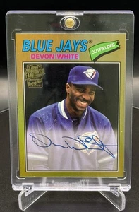 2023 Topps Archives Fan Favorite DEVON WHITE ~ GOLD Foil Auto /50 ~ Blue Jays - Picture 1 of 11