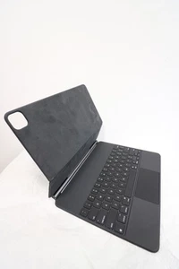 Apple Magic Keyboard für iPad Pro 12.9 (5. Generation) A2480 QWERTY vom Händler - Afbeelding 1 van 6