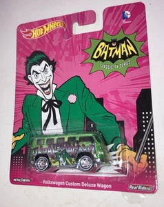 2014 BATMAN Hot Wheels The Joker VOLKSWAGEN CUSTOM DELUXE WAGON Green Mattel - Picture 1 of 5