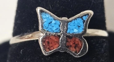 UNMARKED  SILVERTONE TURQUOISE & CORAL BUTTERFLY RING SIZE 6 - Image 1 of 4