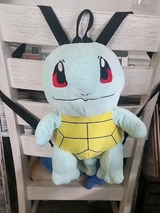 Pokémon 14 Zoll Squirtle Plüsch Rucksack Stofftier Reißverschluss Beutel kleine Öffnung - Bild 1 von 2