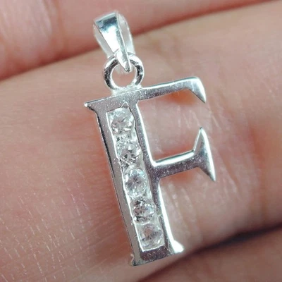 Ciondolo ciondolo alfabeto iniziale lettera zirconi argento sterling 925... - Immagine 1 di 4