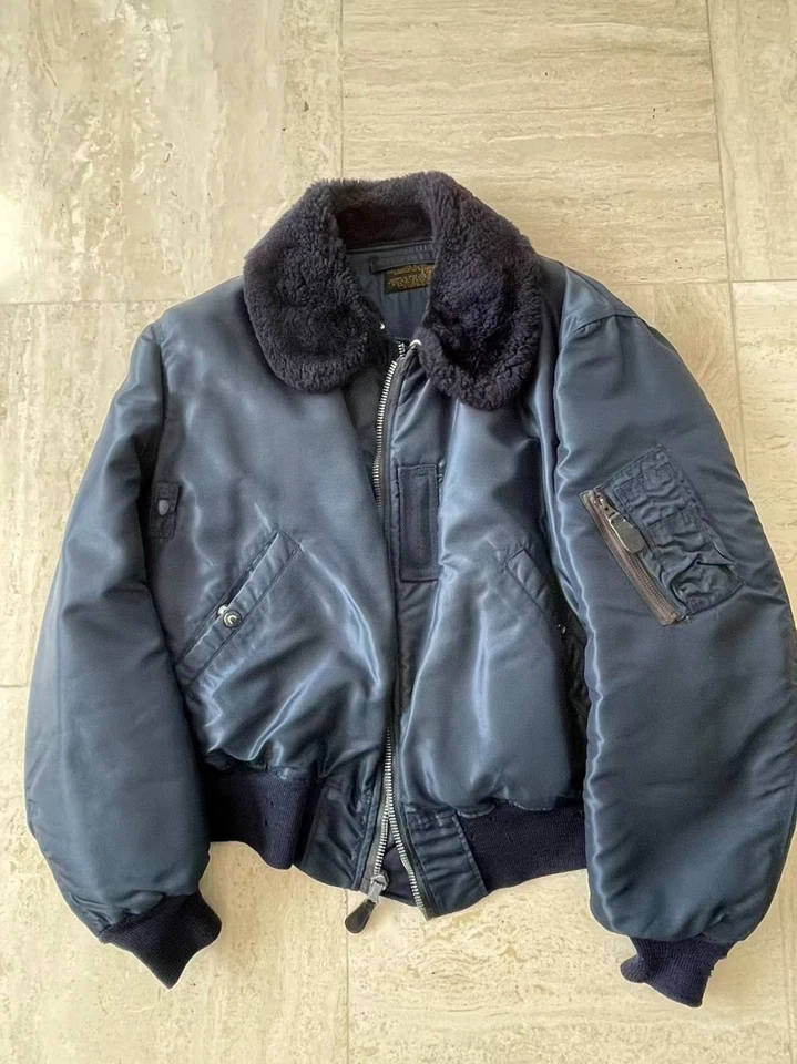 ORIGINAL US AIR FORCE B-15C FLYING JACKET, SIZE 44 - Image 1 of 3