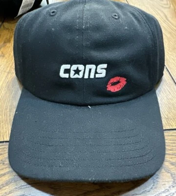 Gorra Converse Labios Día de San Valentín Beso Negra Correa NUEVA Foto 1 de 4