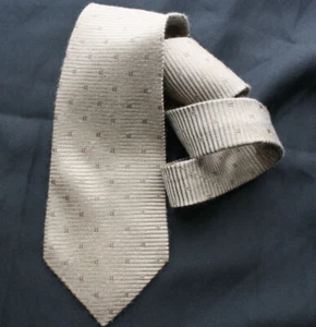 DUNHILL Jacquard Khaki Herringbone Silk/Cashmere Necktie Tie - Picture 1 of 3