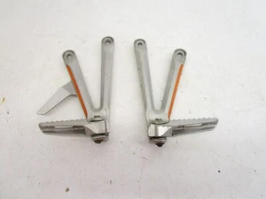 2005-2006 05 06 Honda CBR 600RR Left Right Passenger Foot Pegs 50760-MEE-D00 - Picture 1 of 5