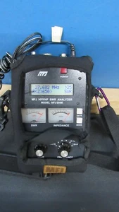 MFJ-259B HF/VHF SWR antenna analyzer w power supply - Zdjęcie 1 z 8