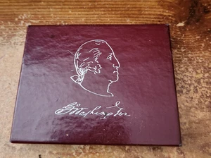 1982 s 90% silver proof George Washington Commemorative Half Dollar - Picture 1 of 3