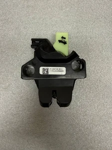 ⚓️2017-2021 TESLA MODEL 3 REAR TRUNK LID LATCH LOCK ACTUATOR OEM 1092308-00-E - Picture 1 of 3