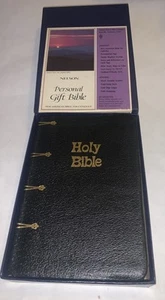 1971 Nelson New American Bible #9026 originale, pelle, timbro oro con scatola - Foto 1 di 11