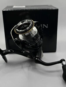 Shimano Sustain 3000XG-I Spinning Reel from Japan - Picture 1 of 14