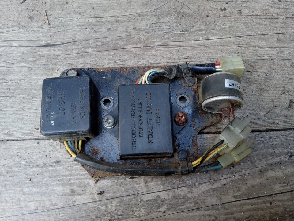 1983 KAWASAKI KZ 750 Electrical Parts kz750 kz750m ltd oem original - Imagem 1 de 1