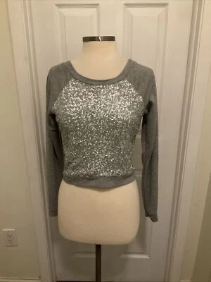 Top corto con lentejuelas Delia’s talla pequeña Foto 1 de 4
