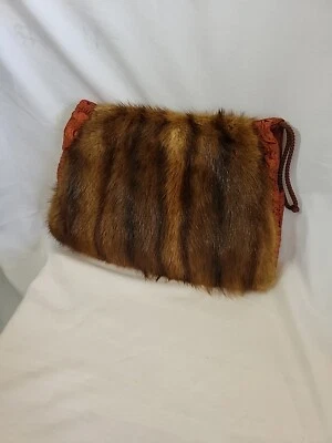 Manguito visón con bolsa con cremallera y correa para muñeca interior de nailon ruso excelente estado Foto 1 de 4