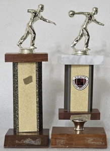 Dos trofeos de bolos - principios de los años 70, madera/metal/mármol (figura rota) ver fotos - Imagen 1 de 15