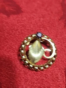 Vintage- Gold tone Filigree Amethyst Rhinestone Flower Brooch - Picture 1 of 6