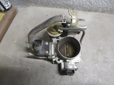 Cuerpo del acelerador 3.0 V6 Toyota Sienna Van XLE 98 99 00 Foto 1 de 4